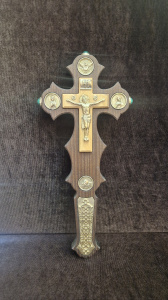 Крест напрестольный