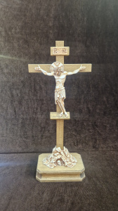 Крест настольный