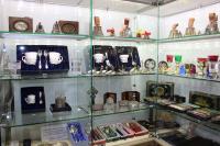 Иконная лавка, текстильная лавка, ювелирная лавка,  