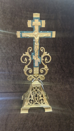 Крест настольный