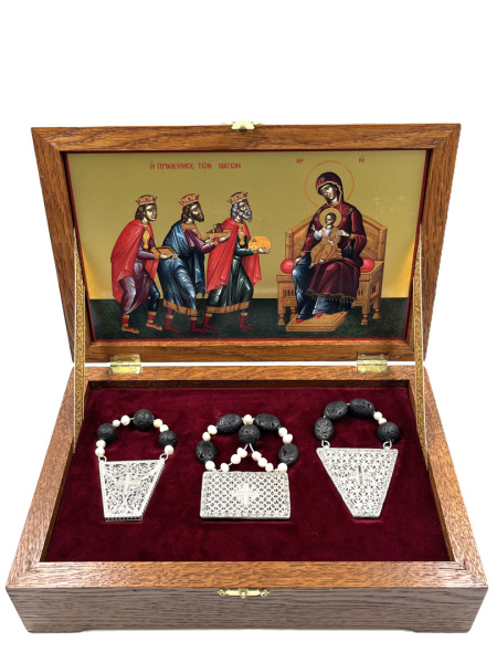 Ковчег с Честными Дарами волхвов