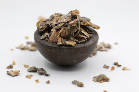 Кора священного ладанного дерева Босвеллия сакра (Boswellia sacra)