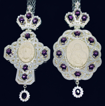 Панагия и крест