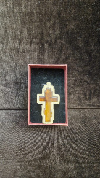 Крест нательный деревянный